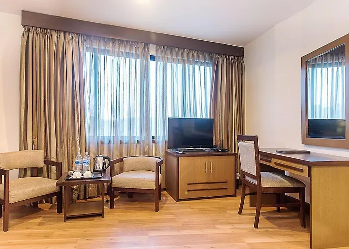 Pauwa Hotel