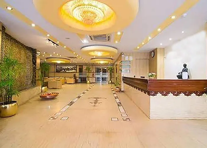 Hotel Pauwa 4*